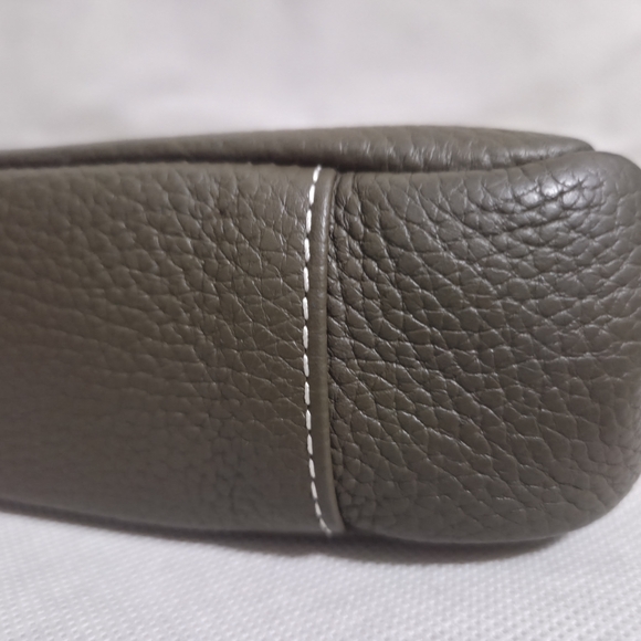 Strathberry Khaki Leather Shoulder Bag with Gold Chain - Picture 6 of 9